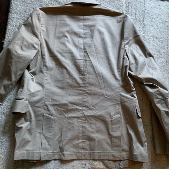 Howe tan blazer size 36. - Picture 5 of 5